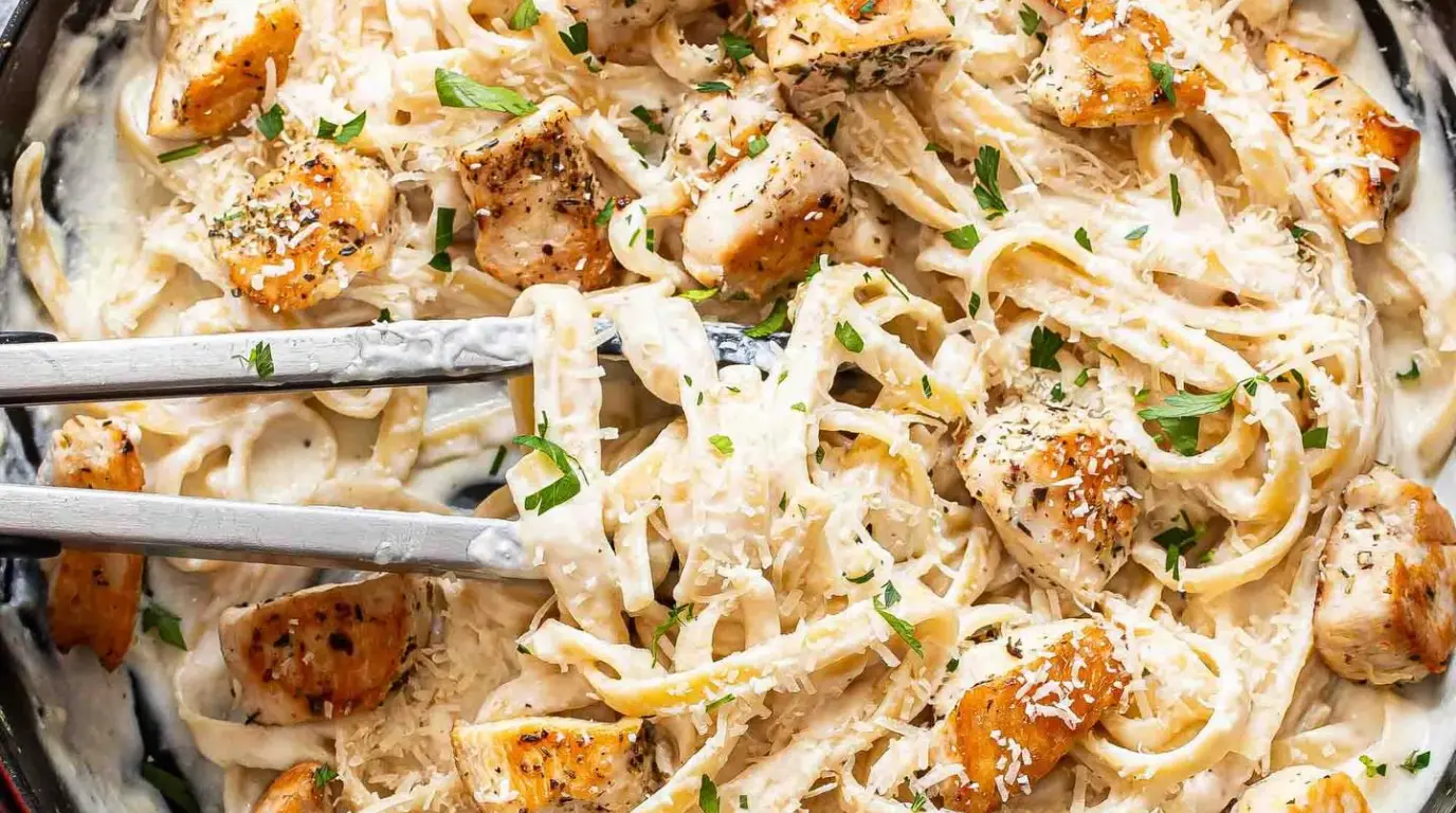 Chicken Fettuccine Alfredo Pasta Recipe